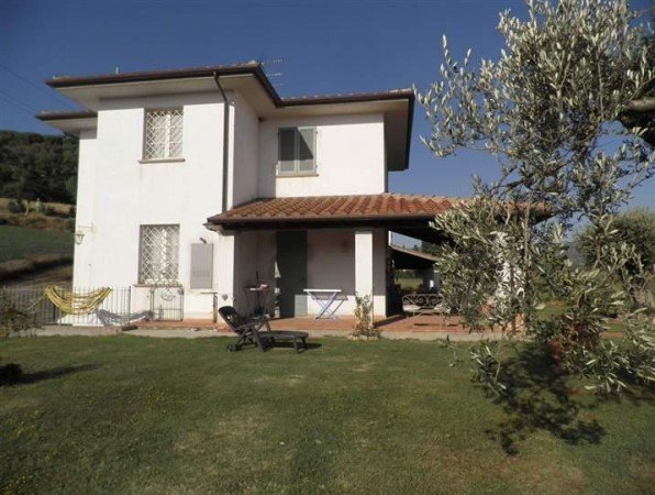 Villa in vendita a Castellina Marittima