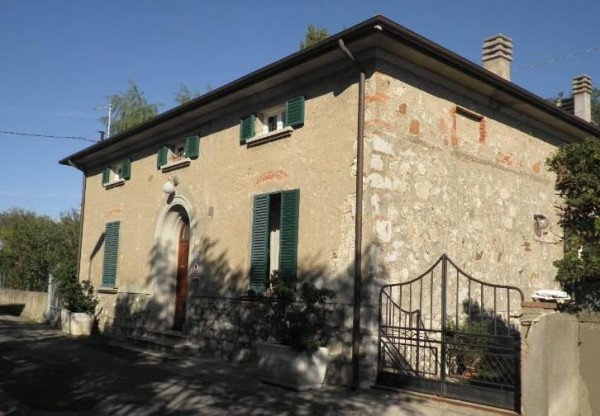 Villa in vendita a Castellina Marittima