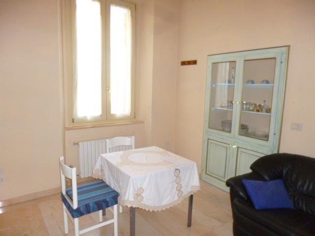 2-room flat in {3}, - Photo 1