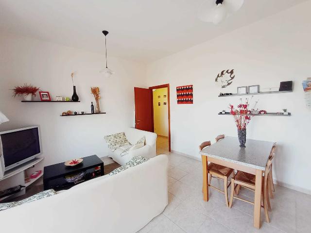 3-room flat, Belvedere Ostrense - Photo 1