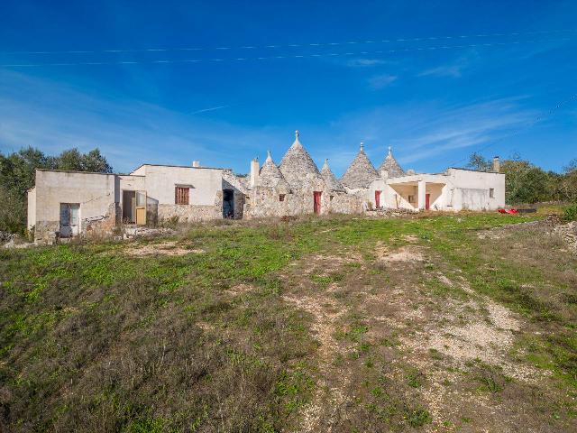 Trullo, Martina Franca - Photo 1