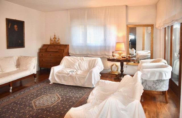 4-room flat in Via Antonio Rosmini 24, Trento - Photo 1