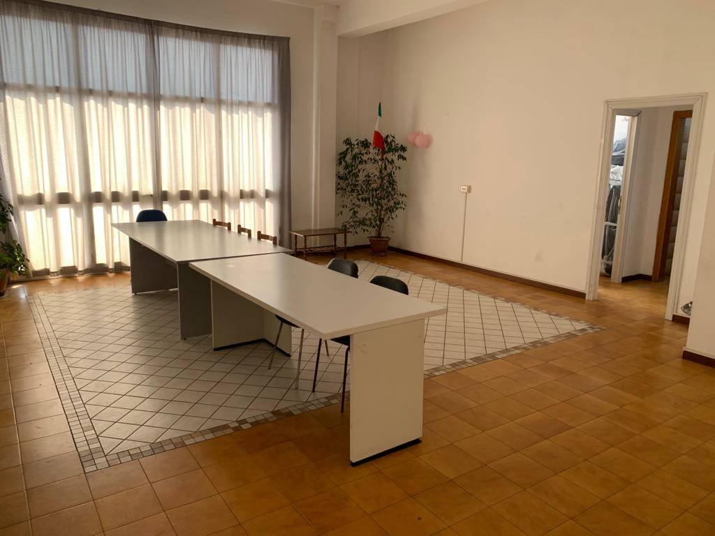 Magazzino in , Ancona, {3} - Foto 1