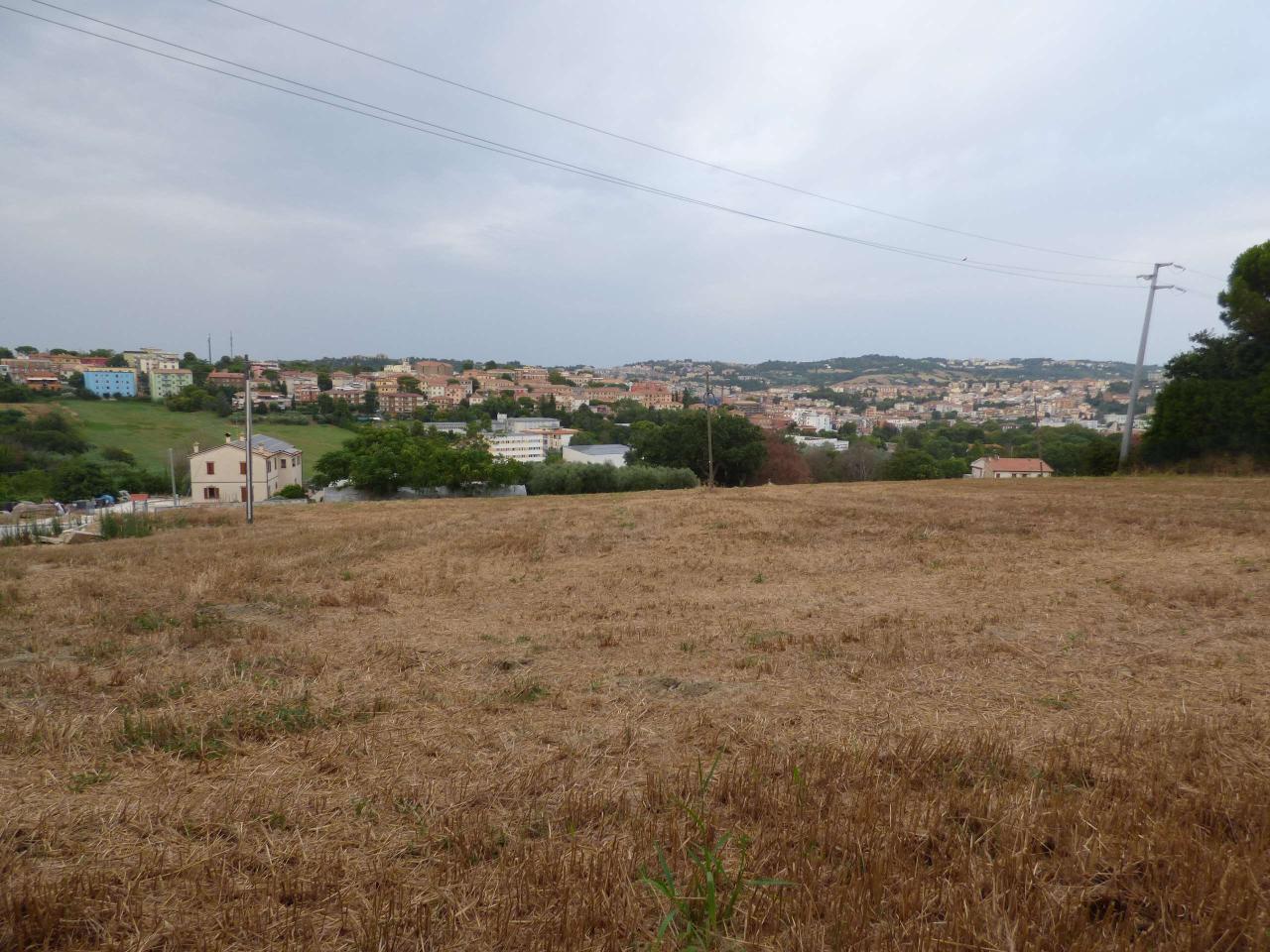 Terreno edificabile in vendita a Ancona