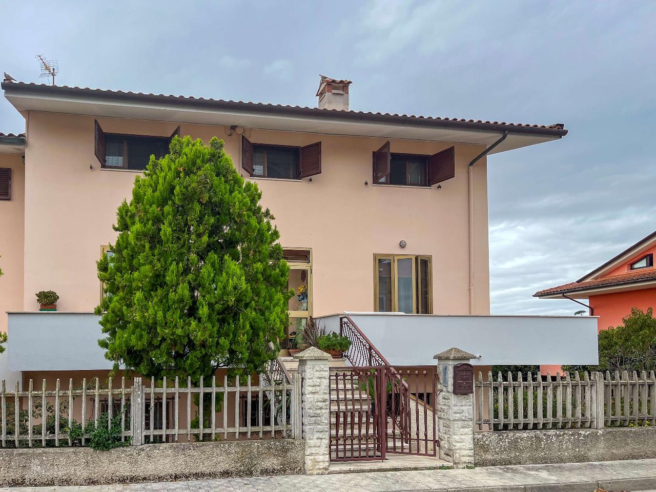 Villa a schiera in vendita a Osimo