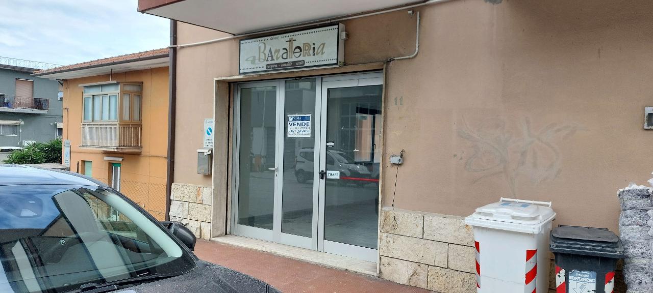 Negozio in vendita a Ancona