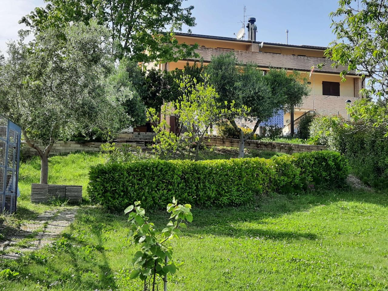 Villa bifamiliare in vendita a Polverigi