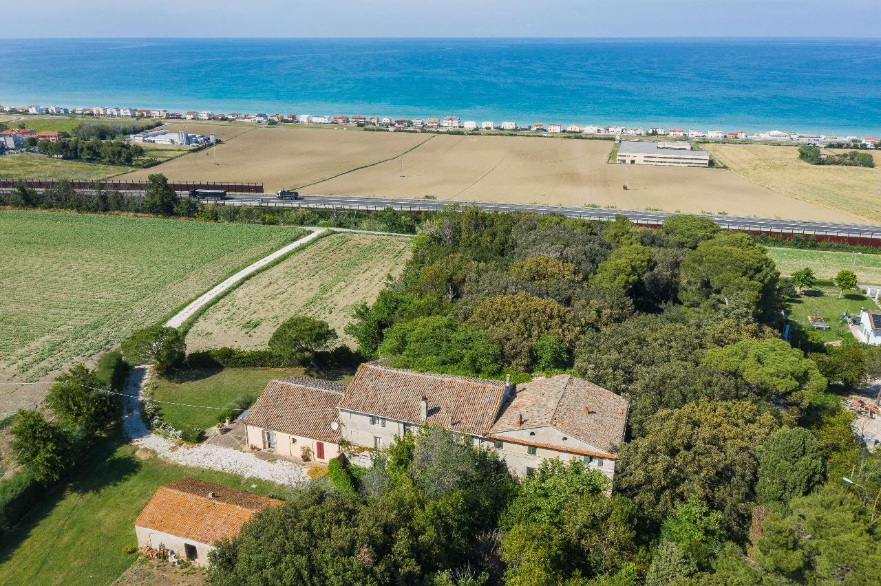 Villa unifamiliare in vendita a Montemarciano