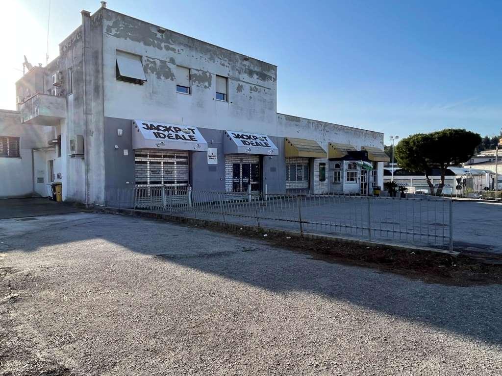 Negozio in Via Grandi  53, Ancona, {3} - Foto 2