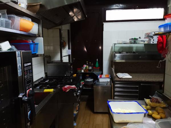 Pizzeria in Via dello Stadio, Lentini, {3} - Foto 2