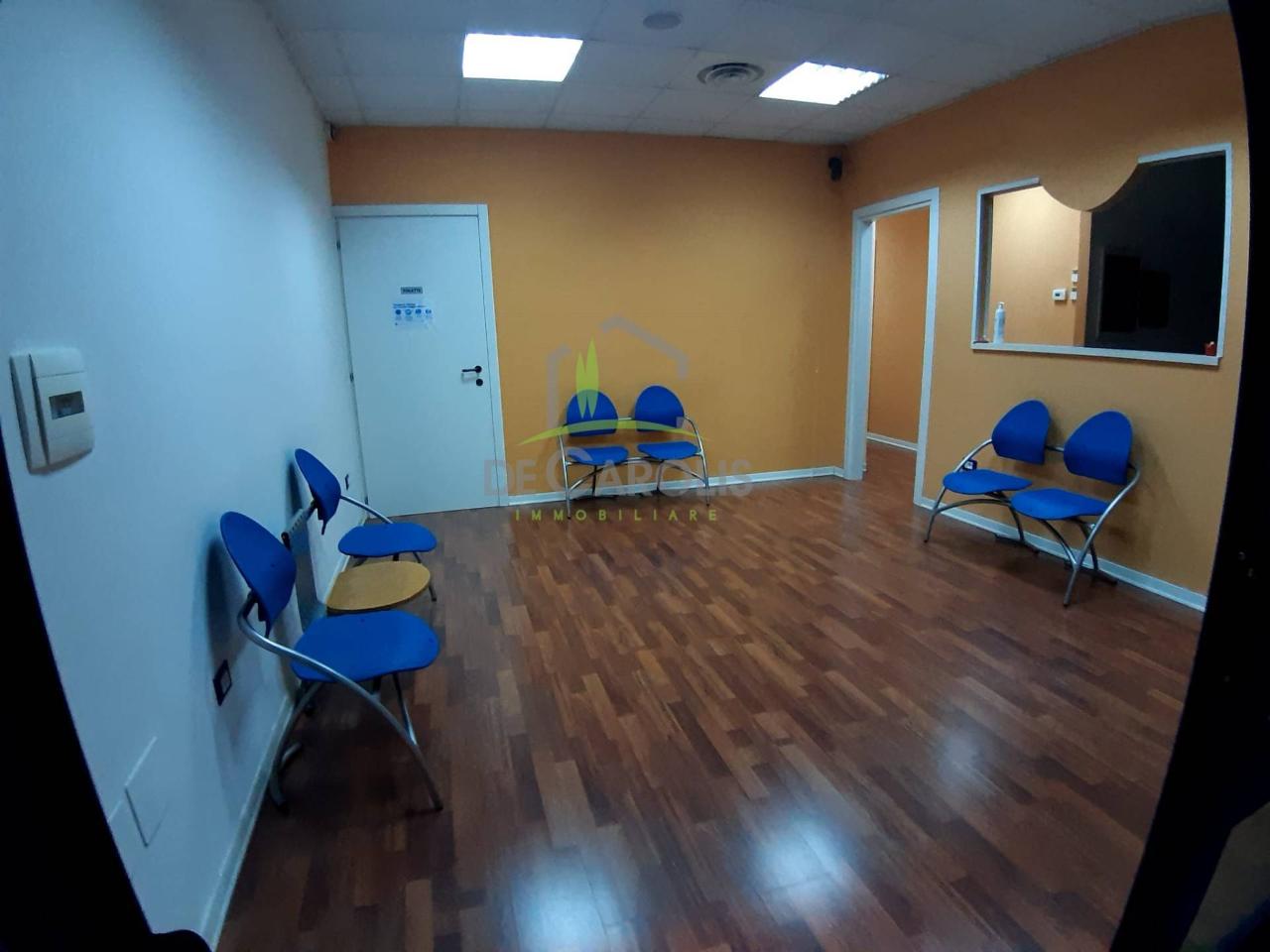 Ufficio in Via Pasubio, San Benedetto Del Tronto, {3} - Foto 2