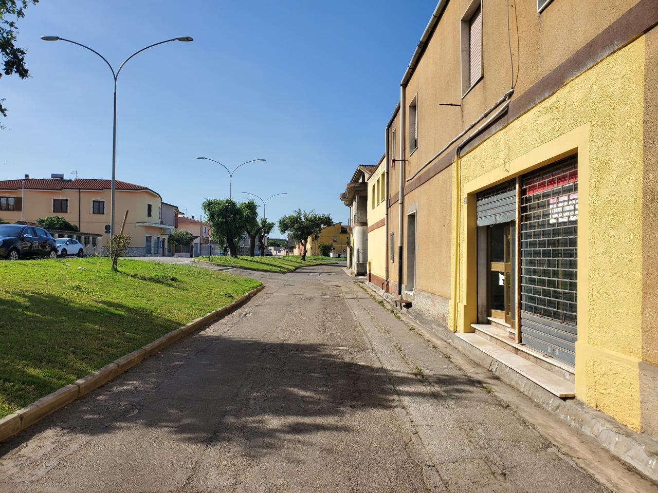 Negozio in , Villasor, {3} - Foto 1
