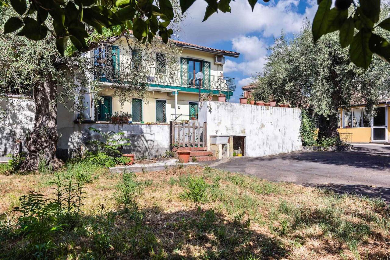 Villa in vendita a Sant'Agata Li Battiati