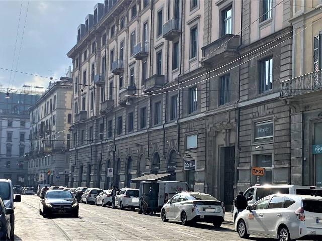 Geschäft in Via Mercato, Milano - Foto 1