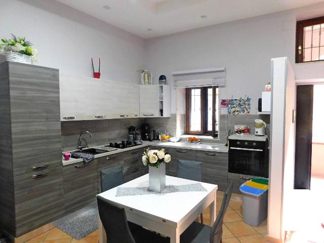 2-room flat in {3}, Via Maddalena 72 - Photo 1