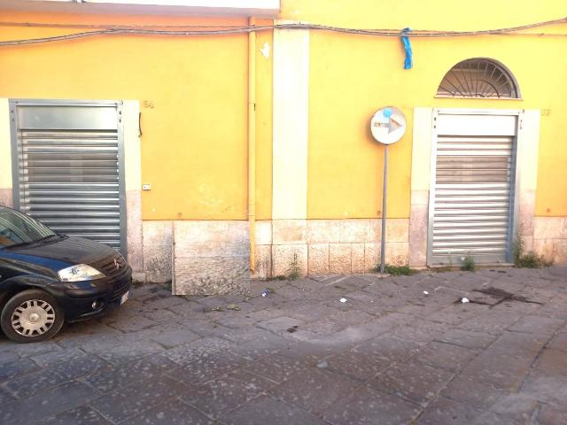 Geschäft in Via Ponte Carolino 66, Maddaloni - Foto 1