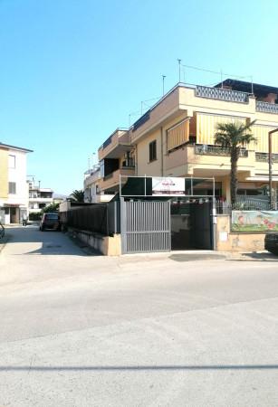 Magazzino in Via Raffaele Viviani 33, Maddaloni, {3} - Foto 1
