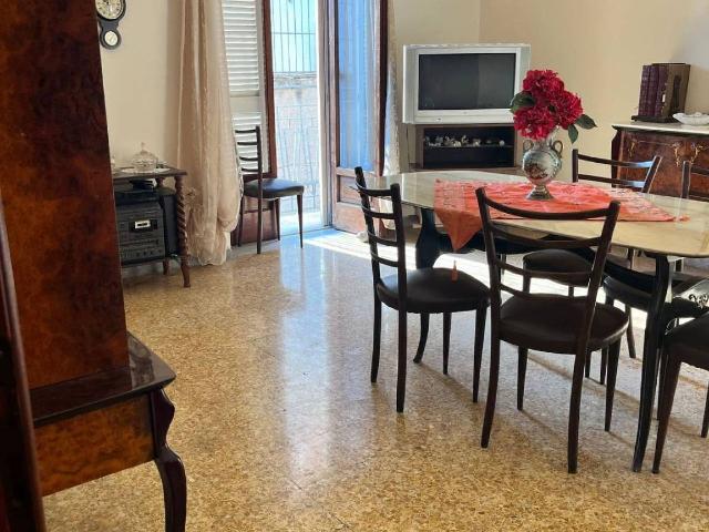 4-room flat in {3}, Corso Piave - Photo 1