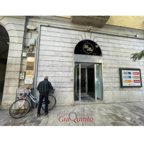 Shop in {3}, Corso Trieste - Photo 1