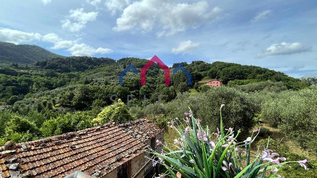 4-room flat in Località Butia 5, Borgo a Mozzano - Photo 1