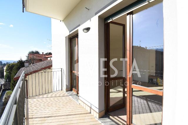 3-room flat in Via Francesco Nullo, Caprino Bergamasco - Photo 1