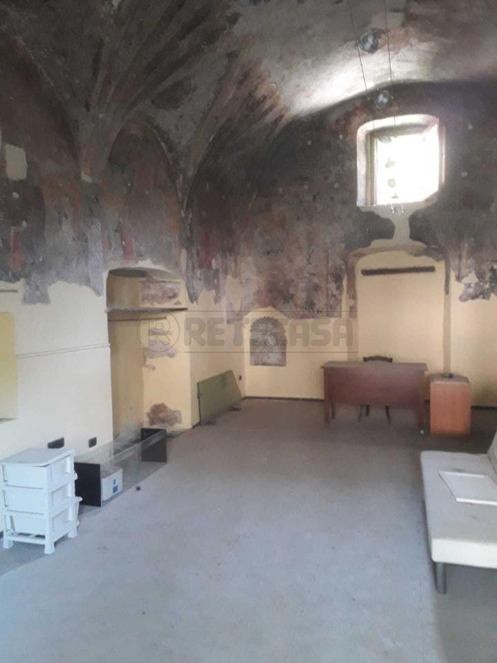 Palazzina commerciale in , Mercato San Severino, {3} - Foto 1