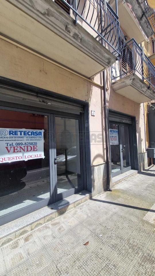 Palazzina commerciale in , Mercato San Severino, {3} - Foto 2