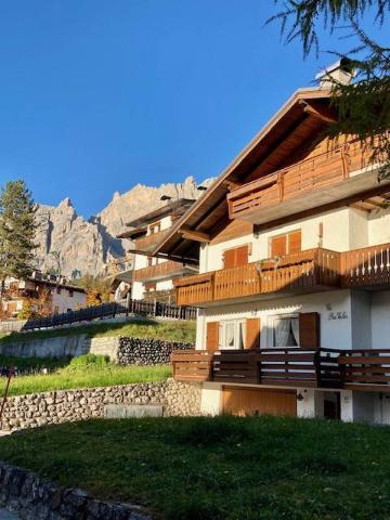 3-room flat in Via Marangoi, Cortina d'Ampezzo - Photo 1