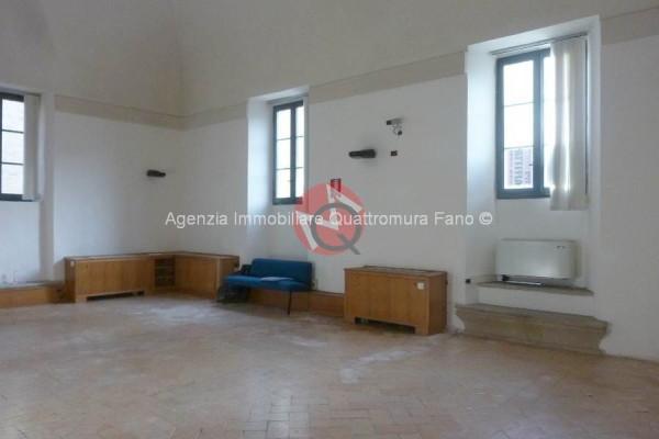 Negozio in Via Montevecchio, Fano, {3} - Foto 1