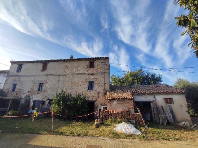 Rustico in Via Seconda Strada 32, Fano - Foto 1