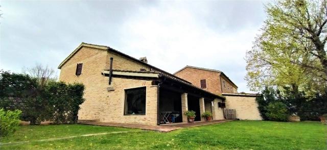 Country house or cottage in Località Caminate 60, Fano - Photo 1