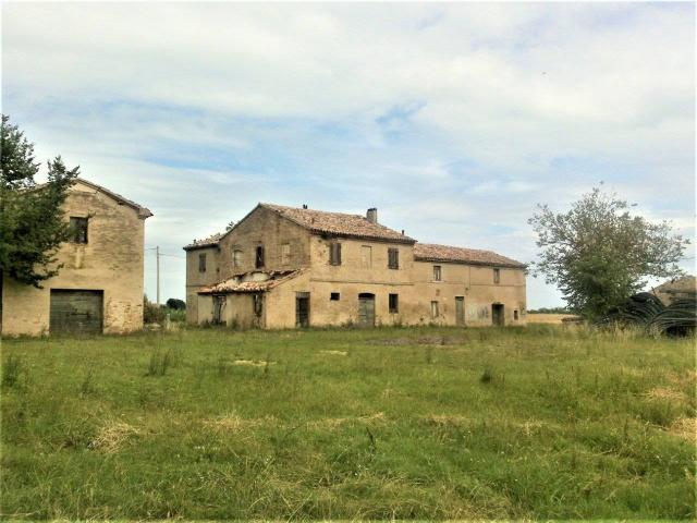 Country house or cottage in Strada Comunale Ponte Alto, Fano - Photo 1