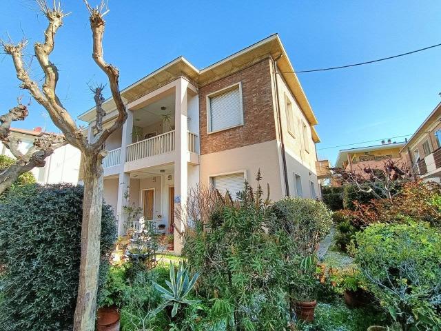 Terraced house in Via Gioachino Rossini 24, Fano - Photo 1