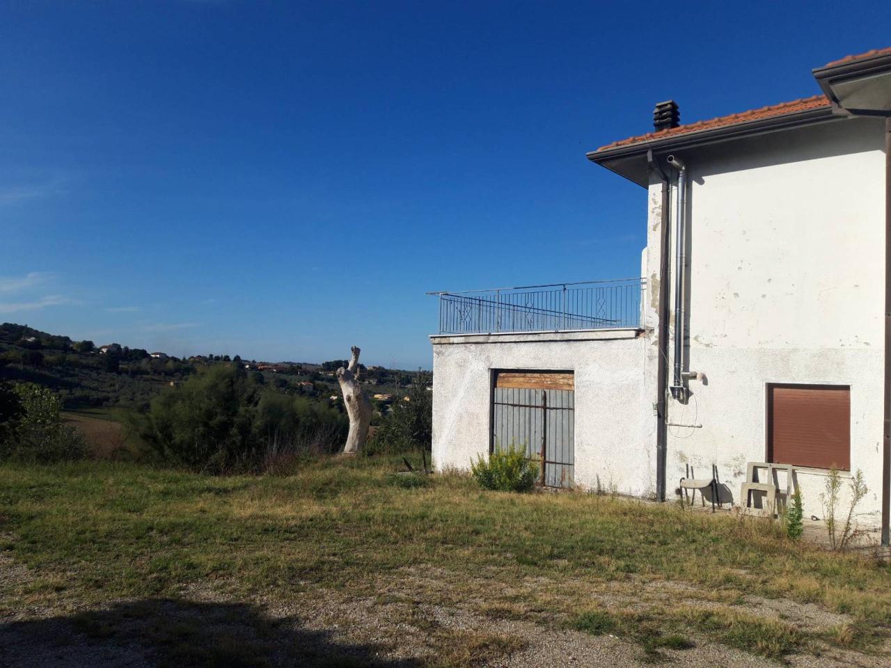 Villa in vendita a Montegridolfo