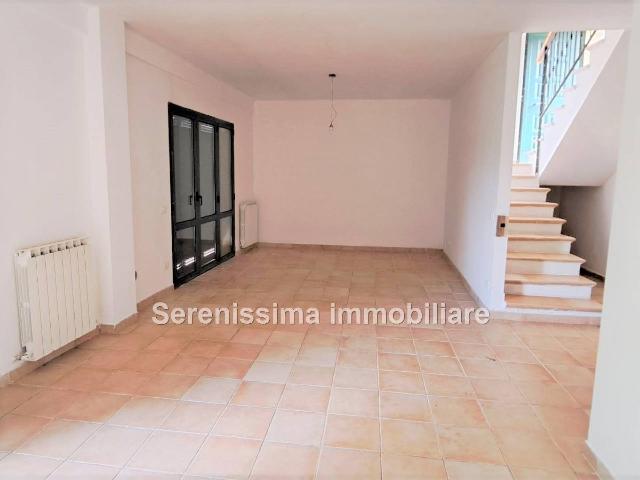 Vierzimmerwohnung, Montecalvo in Foglia - Foto 1