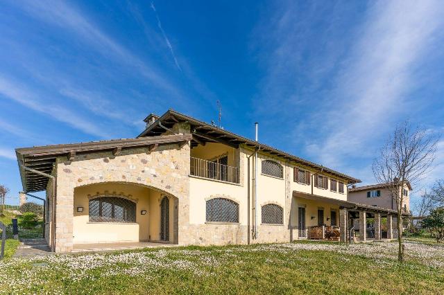 Villa in Strada Comunale Fornaci, 44b, Tortona - Foto 1