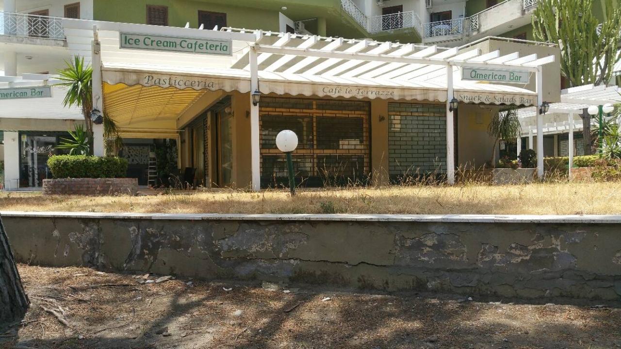 Negozio in vendita a Giardini Naxos