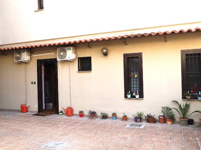 2-room flat in Via Caprio Maddaloni, Caserta - Photo 1