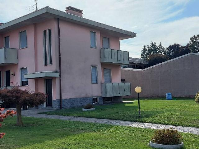 Villa in Via 4 Novembre, Solbiate Olona - Foto 1