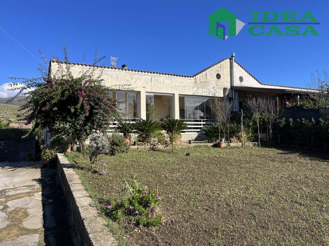 Villa in vendita a Pastorano