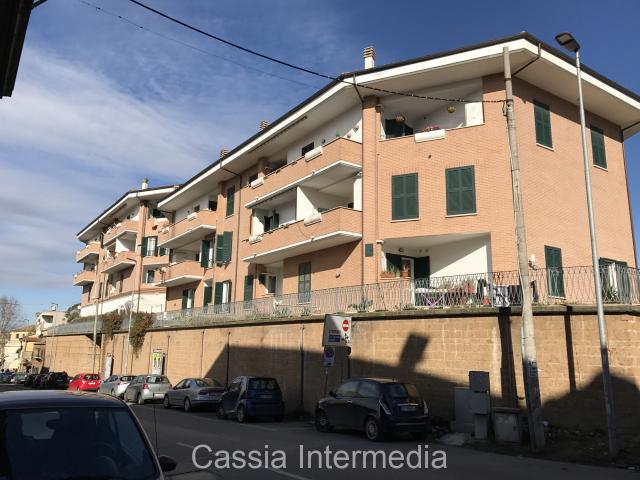 3-room flat in Via Unità d’Italia 1, Campagnano di Roma - Photo 1