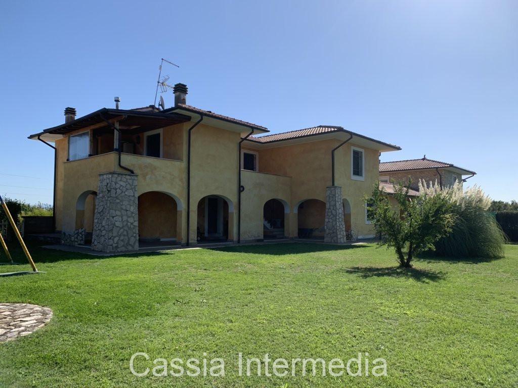 Villa in vendita a Fabrica Di Roma