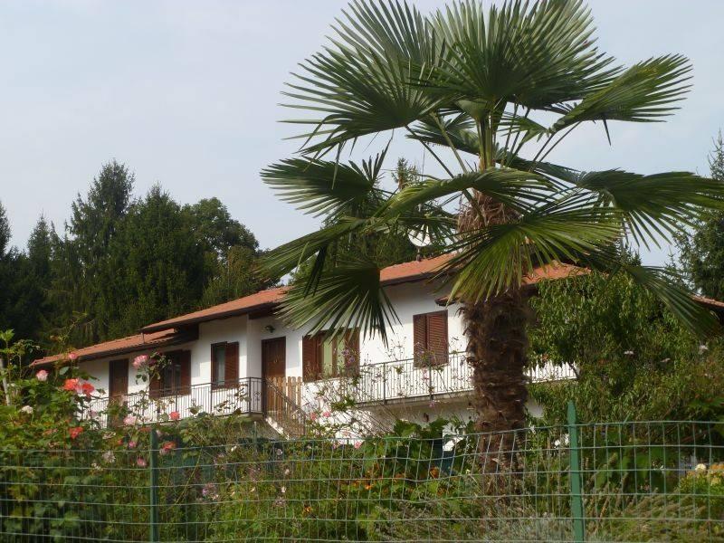 Villa in vendita a Paruzzaro