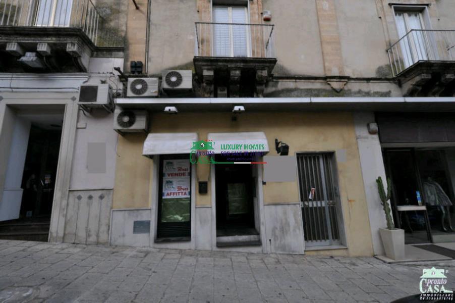 Locale commerciale in Corso Italia, Ragusa, {3} - Foto 1
