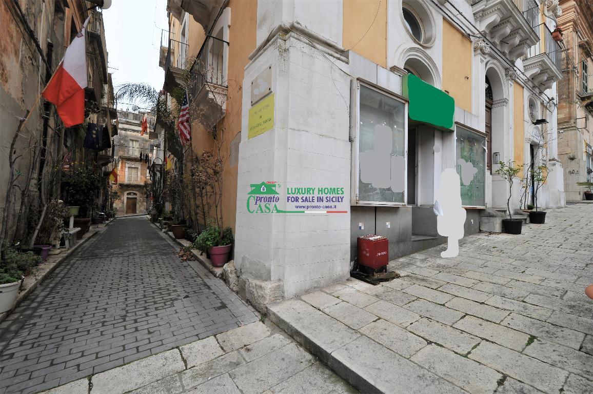 Locale commerciale in , Ragusa, {3} - Foto 1