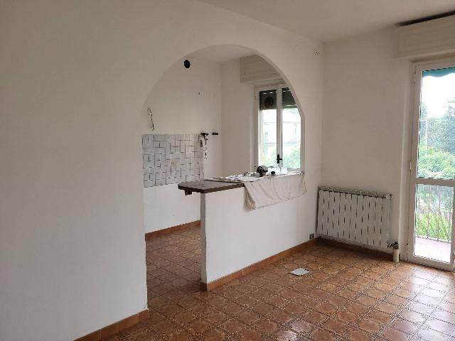 2-room flat in Via Brennero, Olgiate Olona - Photo 1