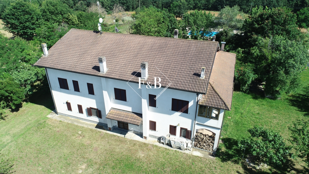 Agriturismo in Regione Franchigie 47, Bergamasco, {3} - Foto 2