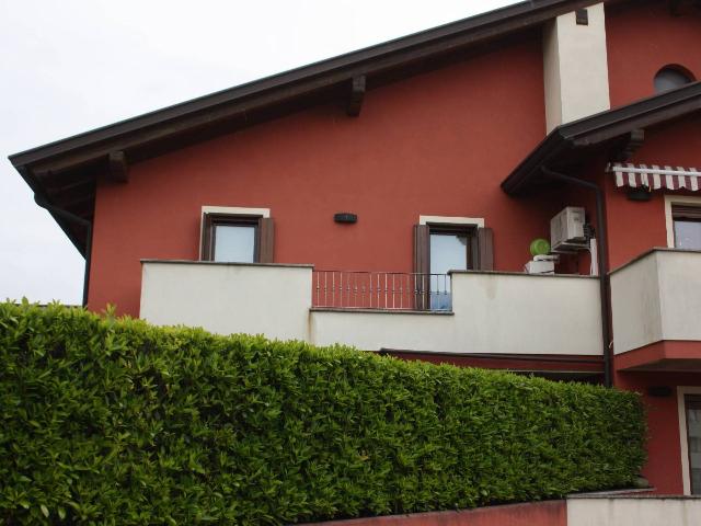 4-room flat in Via Gabriele d'Annunzio 104, Martignacco - Photo 1