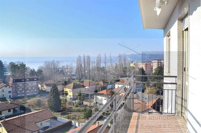 Penthouse in Via Matteotti , 20, Angera - Foto 1