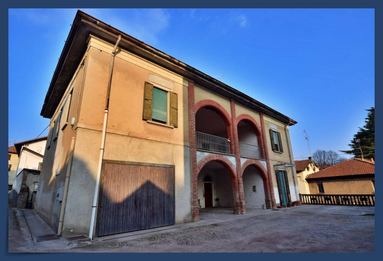 Villa in vendita a Gazzada Schianno